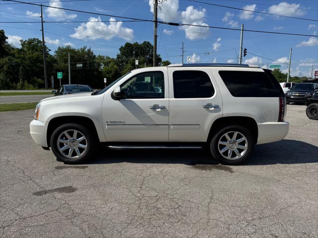 used 2009 GMC Yukon car, priced at $12,990