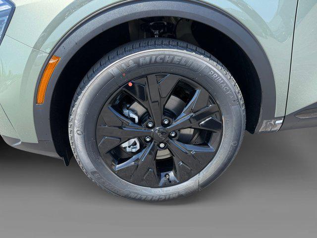 new 2025 Kia Sportage car, priced at $39,933