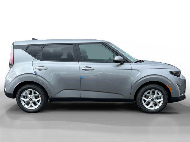 new 2025 Kia Soul car, priced at $21,665