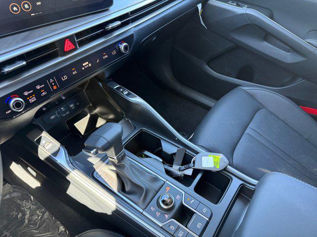 new 2025 Kia Sorento car, priced at $41,781
