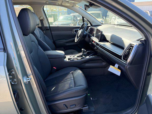 new 2025 Kia Sorento car, priced at $41,781