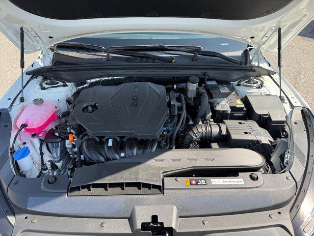 new 2025 Kia K5 car, priced at $29,394