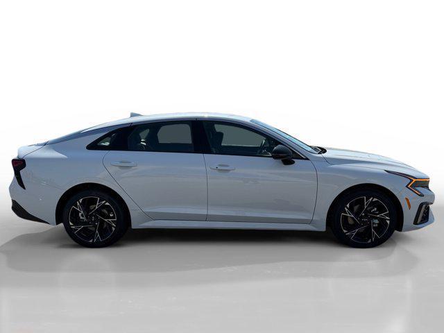 new 2025 Kia K5 car, priced at $29,394