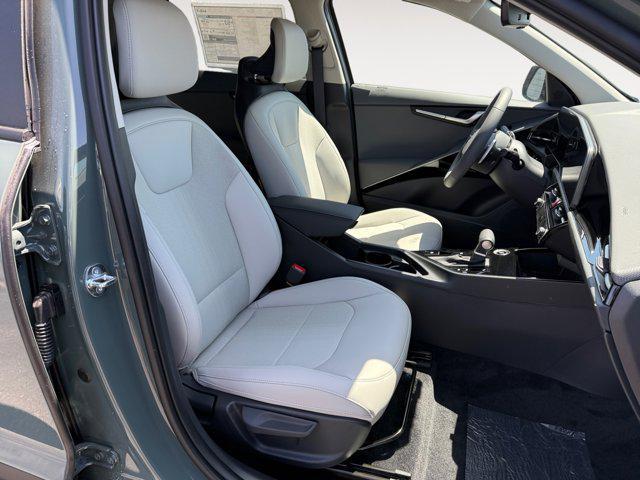 new 2025 Kia Niro car, priced at $30,338
