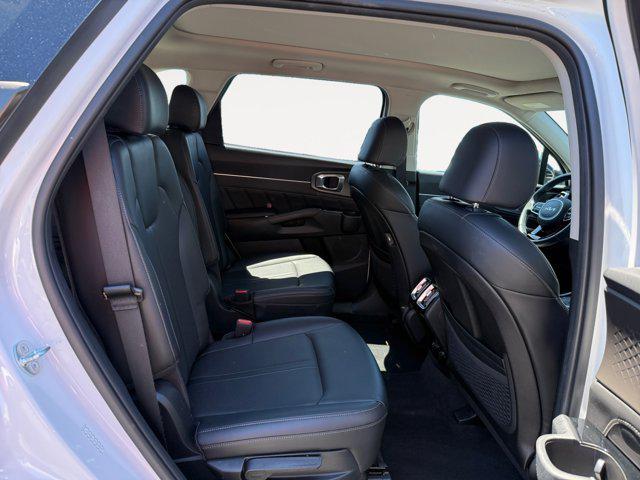 used 2023 Kia Sorento car, priced at $31,258