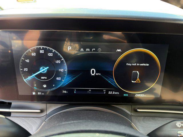 used 2024 Kia Carnival car, priced at $38,318