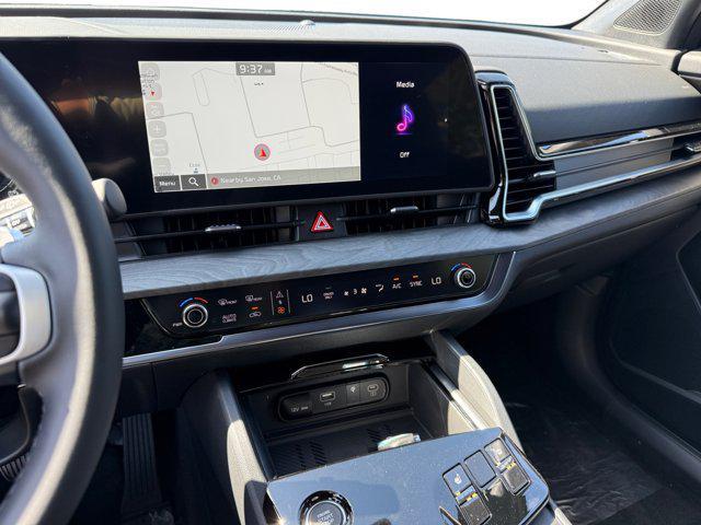 new 2025 Kia Sportage car, priced at $42,035