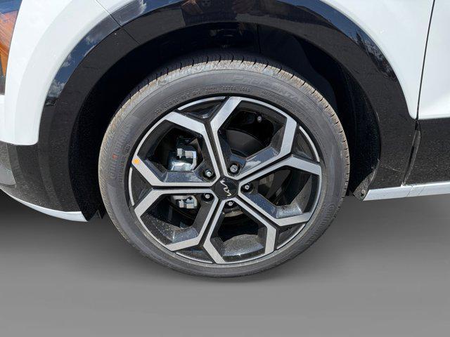 new 2025 Kia Niro car, priced at $36,034