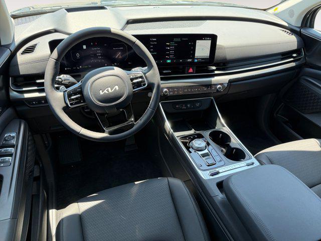 new 2026 Kia Carnival Hybrid car, priced at $55,285
