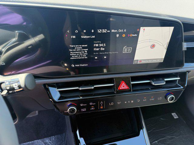 new 2025 Kia Niro car, priced at $33,388