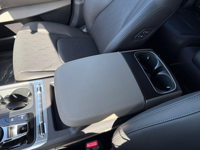 new 2025 Kia Carnival Hybrid car, priced at $47,548