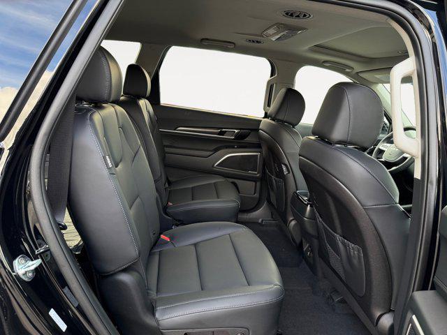 new 2025 Kia Telluride car, priced at $40,080