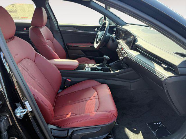 new 2025 Kia K5 car, priced at $31,131