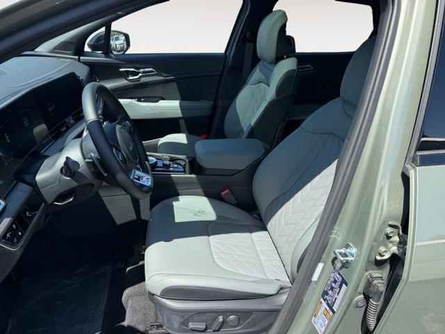 new 2025 Kia Sportage car, priced at $39,933