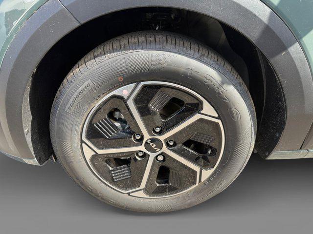 new 2025 Kia Niro car, priced at $29,831
