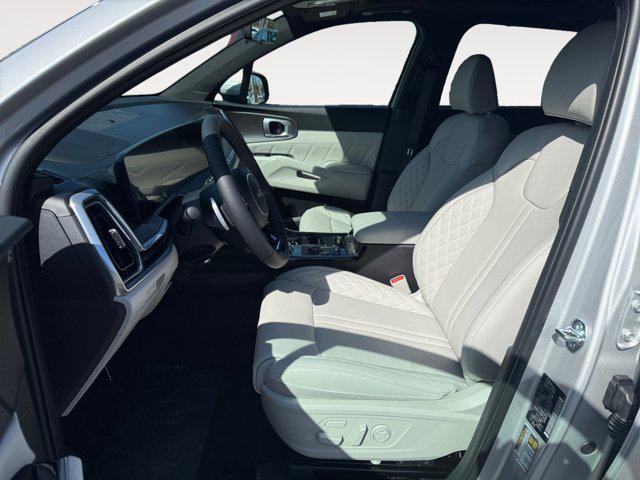 new 2025 Kia Sorento Hybrid car, priced at $48,530