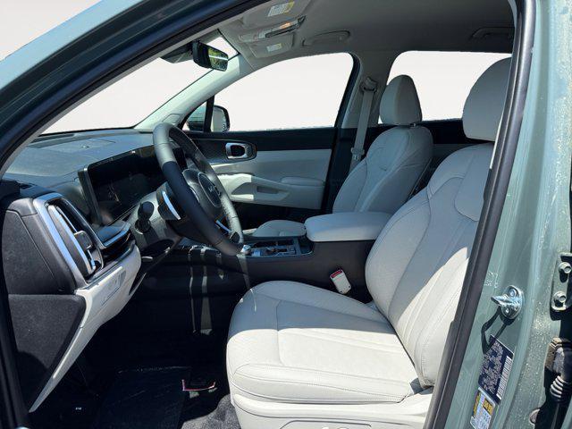 new 2025 Kia Sorento Hybrid car, priced at $40,598
