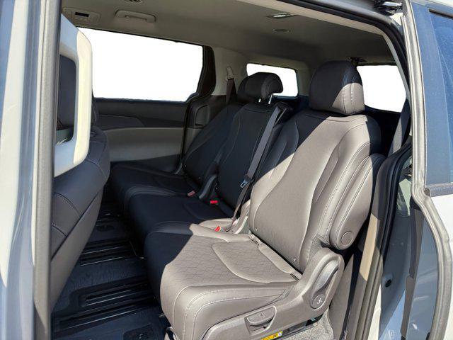 new 2026 Kia Carnival car, priced at $42,010