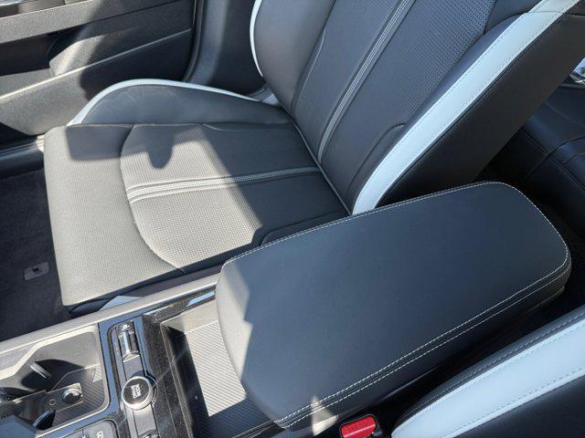 new 2025 Kia K5 car, priced at $31,324