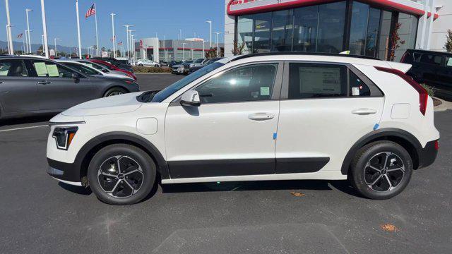 new 2024 Kia Niro Plug-In Hybrid car, priced at $36,400