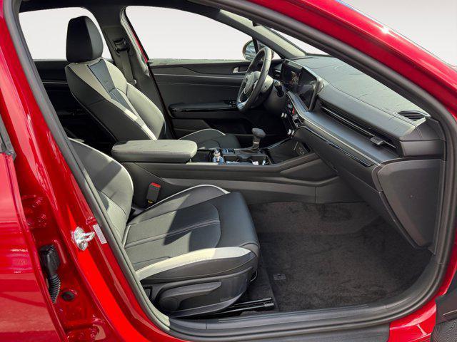 new 2025 Kia K5 car, priced at $29,600