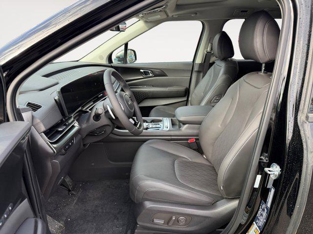 new 2025 Kia Carnival Hybrid car, priced at $51,545