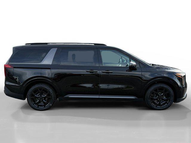 new 2025 Kia Carnival Hybrid car, priced at $51,545