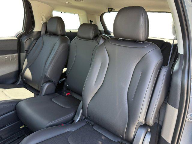 new 2026 Kia Carnival Hybrid car, priced at $50,285