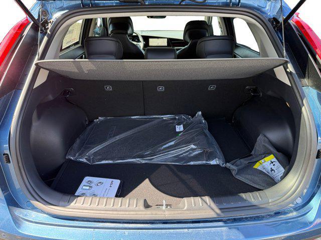 new 2025 Kia Niro car, priced at $30,338