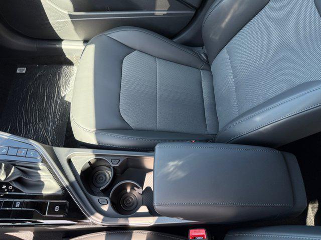 new 2025 Kia Niro car, priced at $30,338