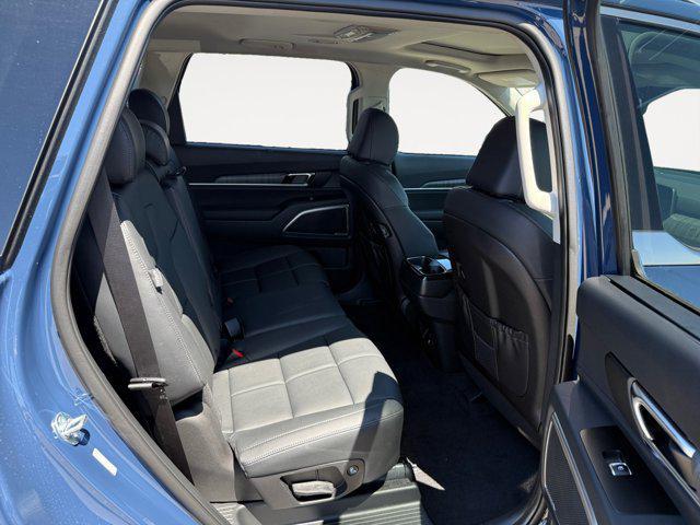 new 2025 Kia Telluride car, priced at $43,344