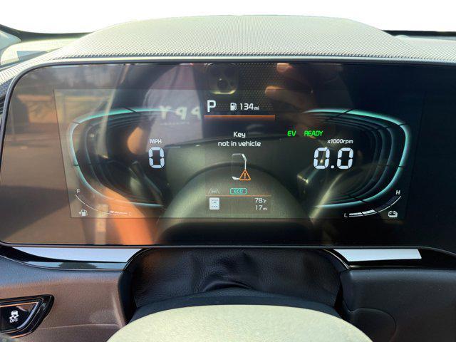 new 2025 Kia Niro car, priced at $30,028