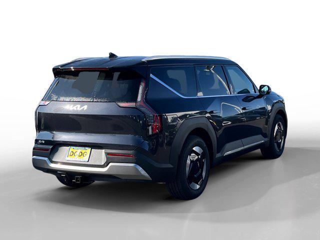 new 2025 Kia EV9 car, priced at $65,365