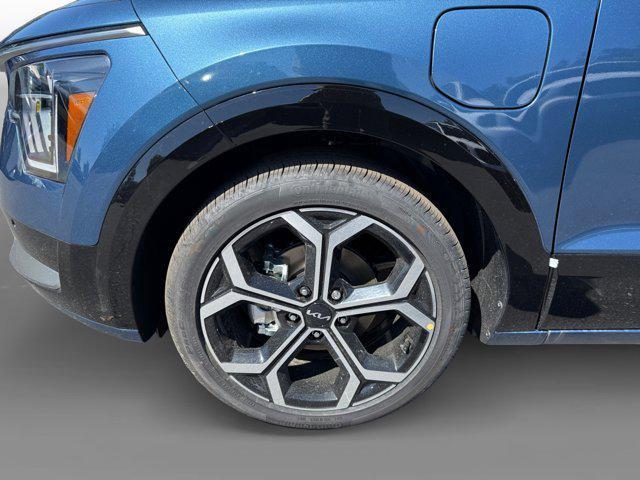 new 2025 Kia Niro car, priced at $40,883