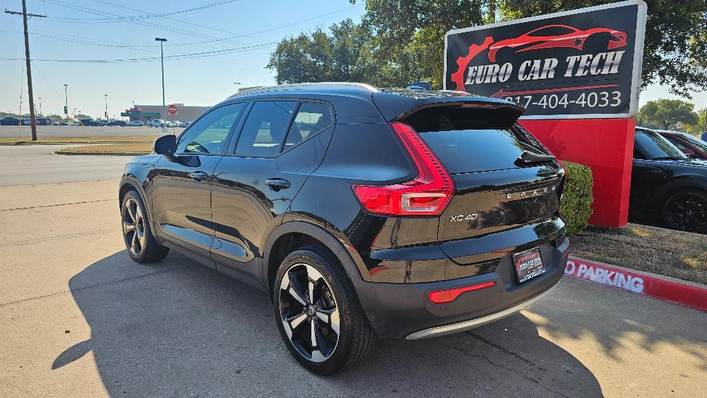 used 2019 Volvo XC40 car, priced at $18,450