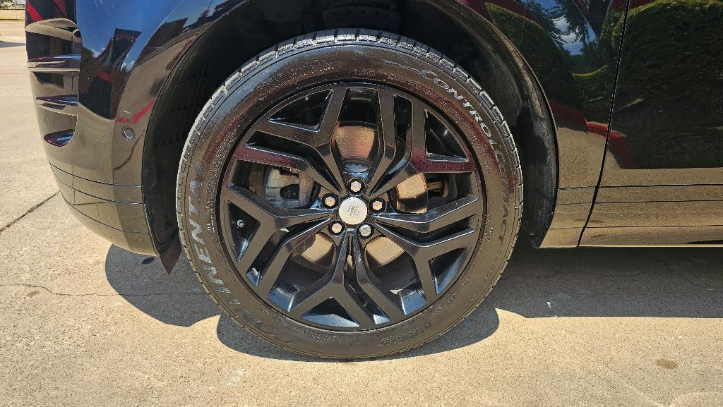 used 2020 Land Rover Range Rover Evoque car, priced at $26,450