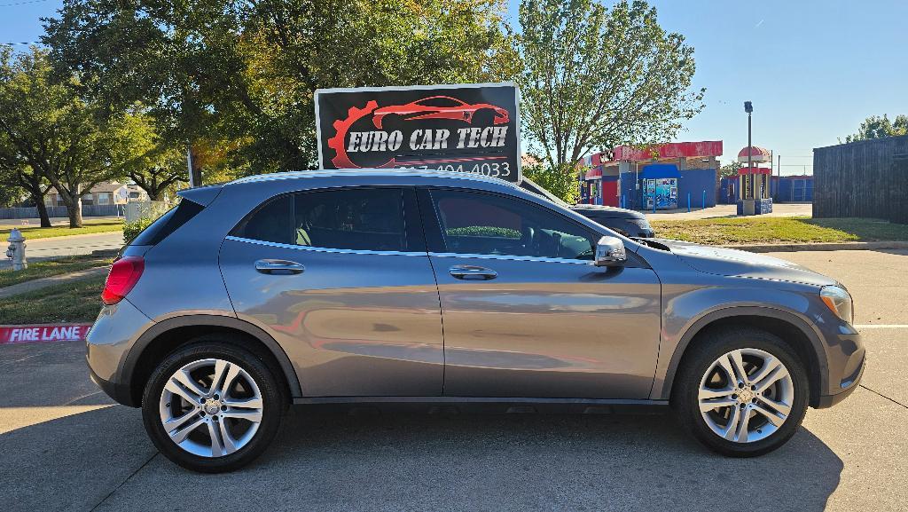 used 2017 Mercedes-Benz GLA 250 car, priced at $10,250