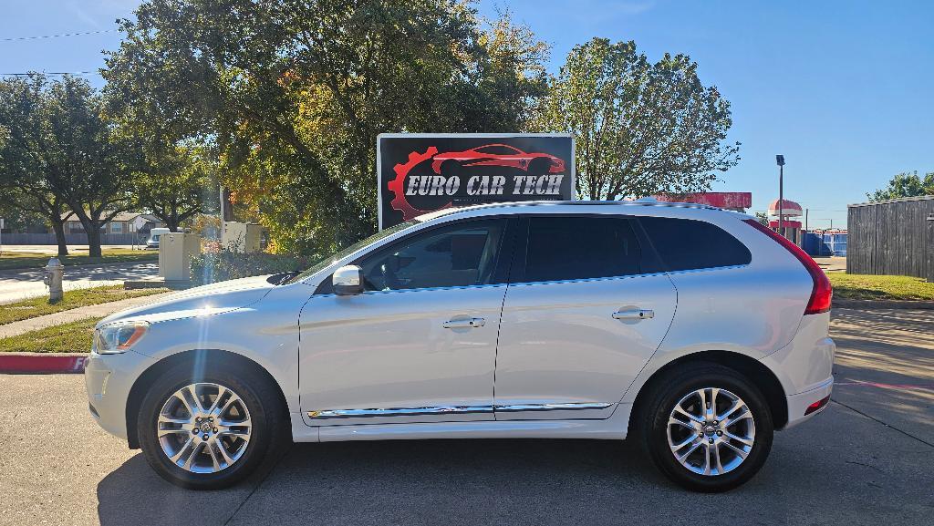 used 2015 Volvo XC60 car, priced at $9,250
