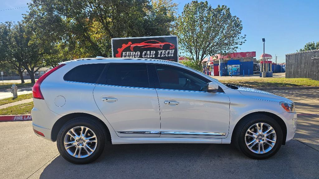 used 2015 Volvo XC60 car, priced at $9,250