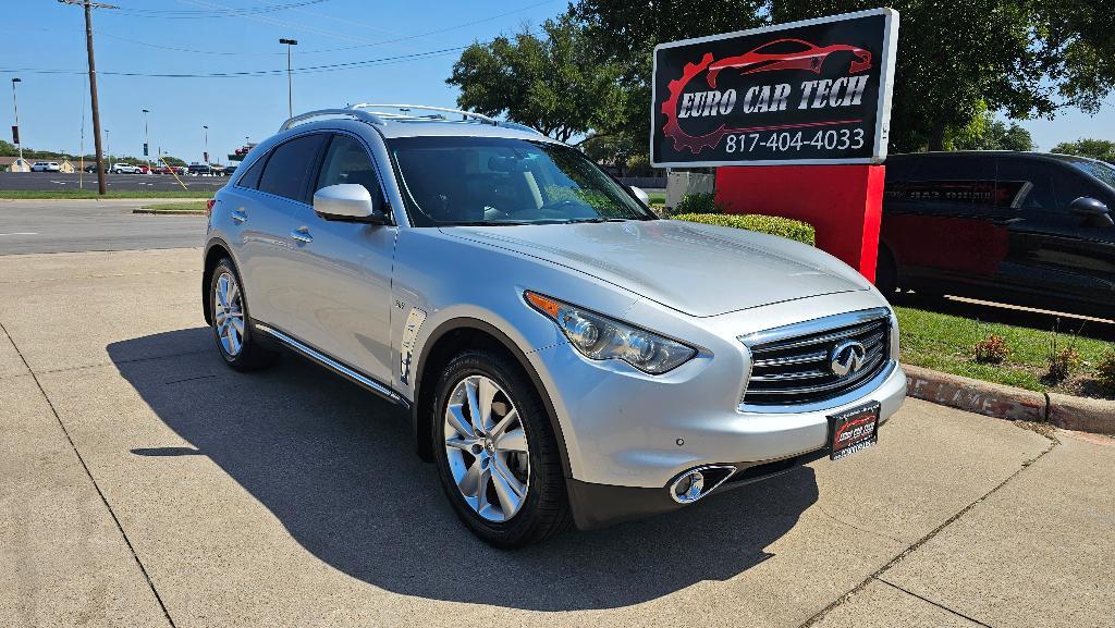 used 2014 INFINITI QX70 car, priced at $11,450