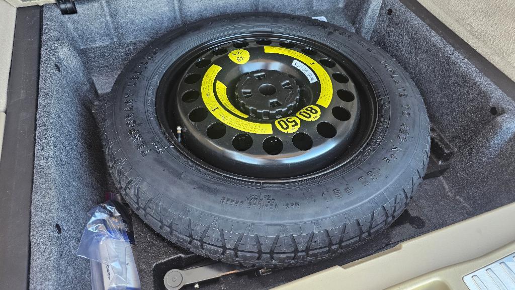 used 2012 Mercedes-Benz M-Class car, priced at $11,350