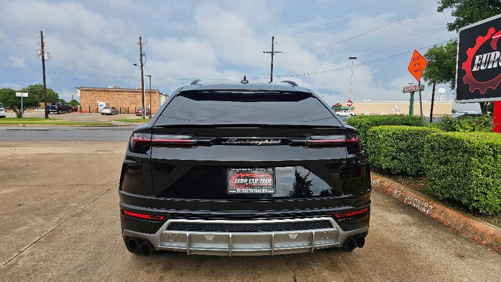used 2020 Lamborghini Urus car, priced at $168,500