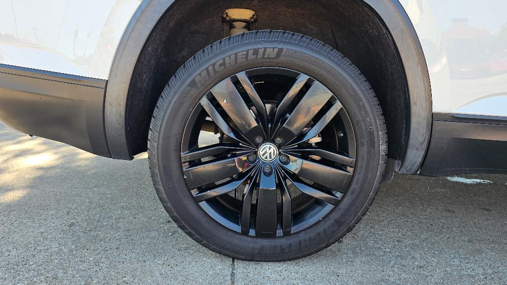 used 2019 Volkswagen Atlas car, priced at $14,850