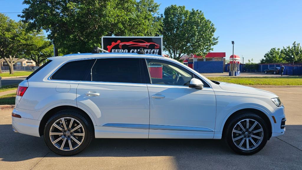 used 2017 Audi Q7 car, priced at $17,850