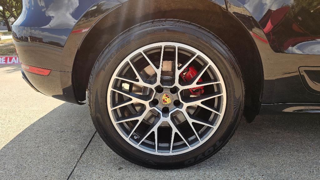 used 2016 Porsche Macan car, priced at $24,850