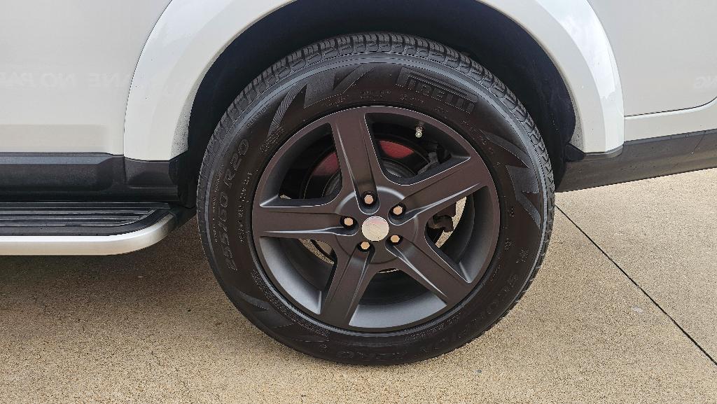 used 2016 Land Rover LR4 car, priced at $10,450