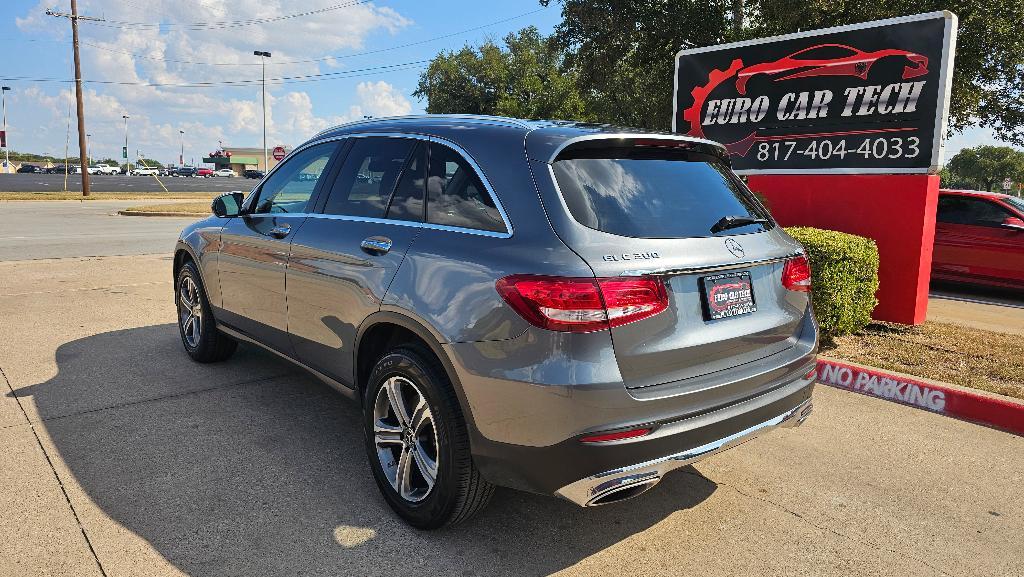 used 2019 Mercedes-Benz GLC 300 car, priced at $18,450