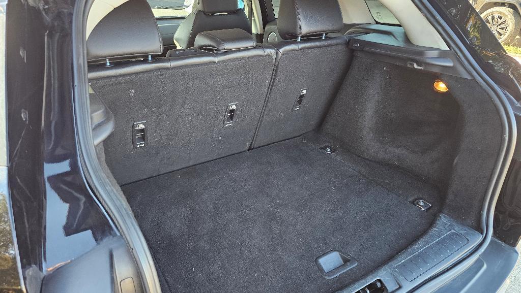 used 2018 Land Rover Range Rover Evoque car, priced at $13,450