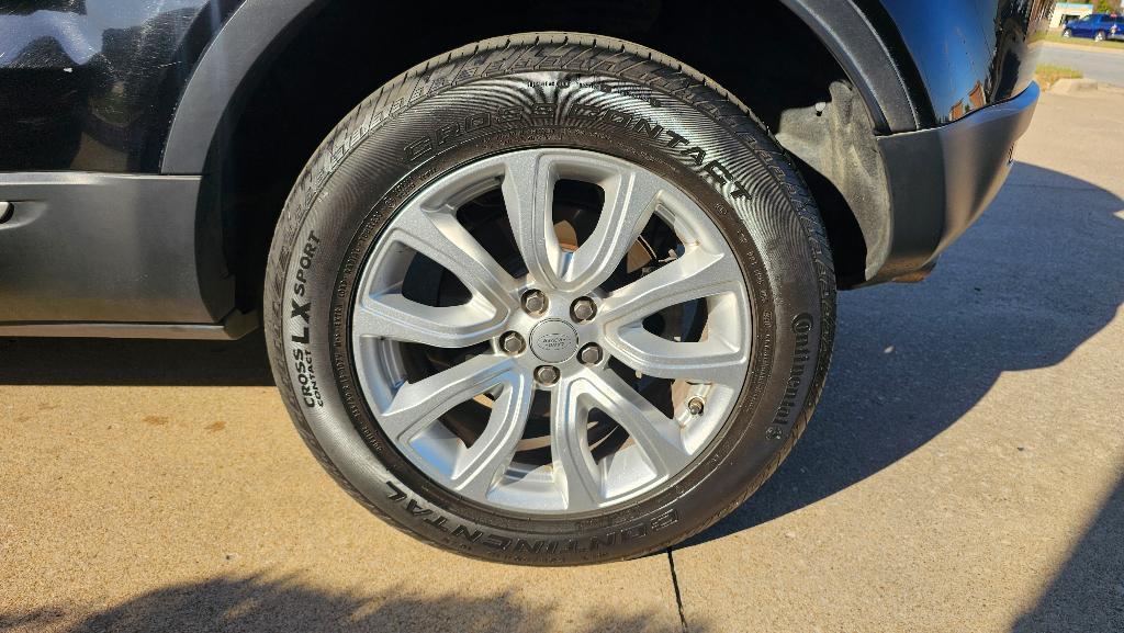 used 2018 Land Rover Range Rover Evoque car, priced at $13,450