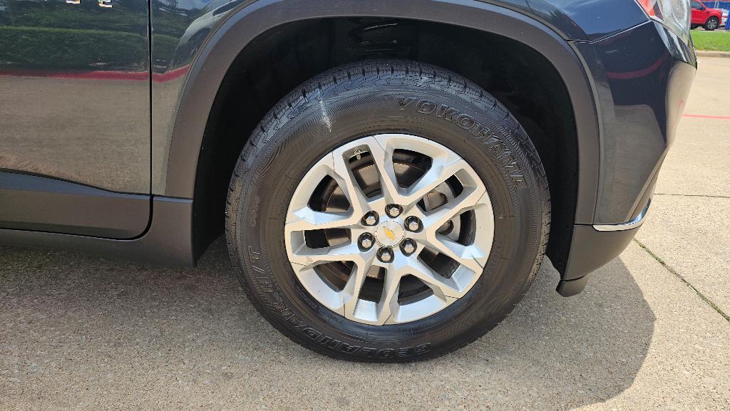 used 2018 Chevrolet Traverse car, priced at $11,850